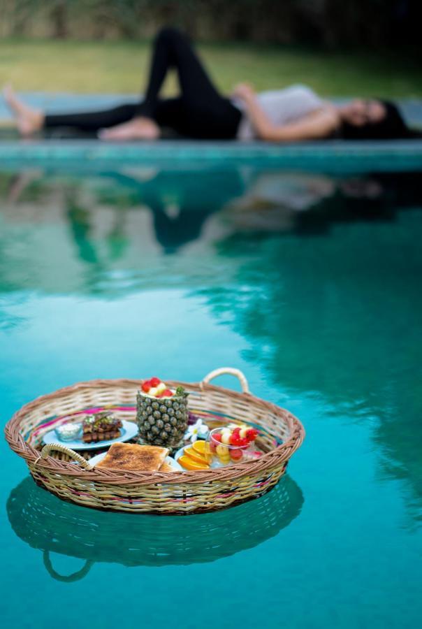 Parijat Private Pool Villa 1, 2 And 3 Bhk 烏代浦 外观 照片