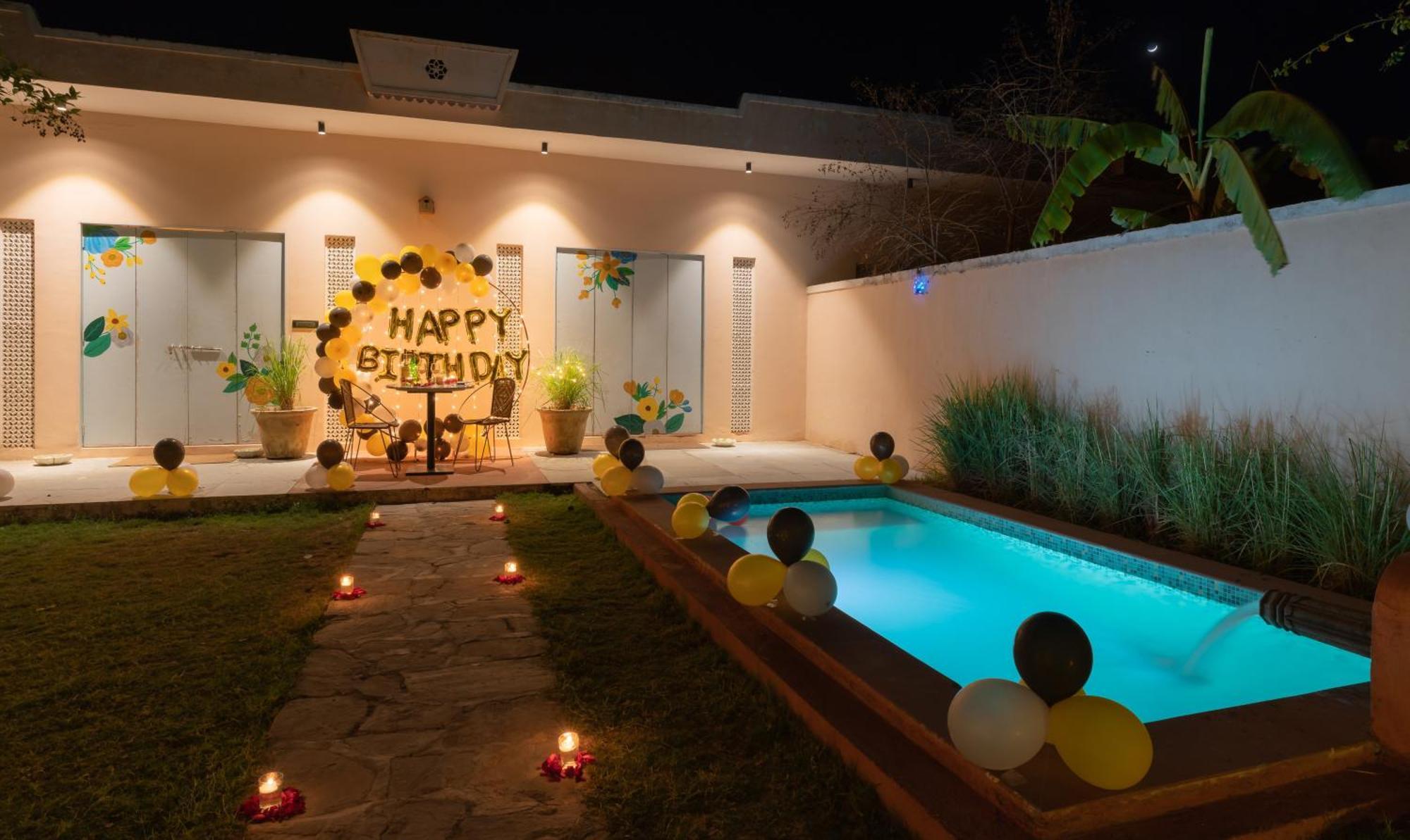 Parijat Private Pool Villa 1, 2 And 3 Bhk 烏代浦 外观 照片