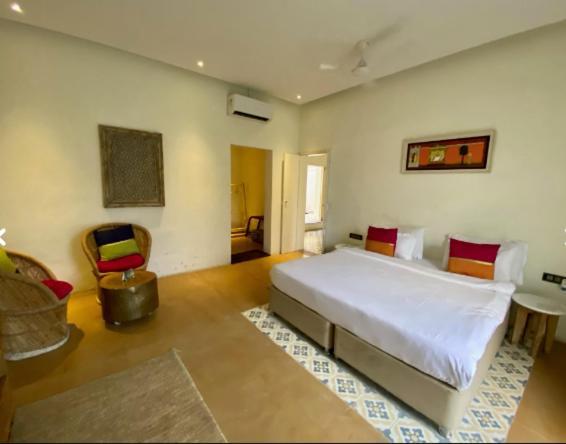 Parijat Private Pool Villa 1, 2 And 3 Bhk 烏代浦 外观 照片